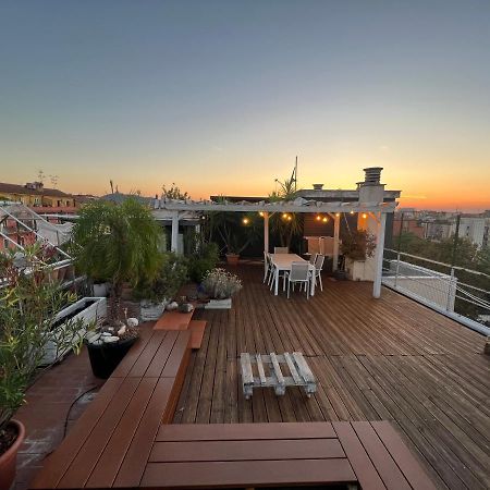Апартаменты Rooftop In Historical Center Болонья Экстерьер фото